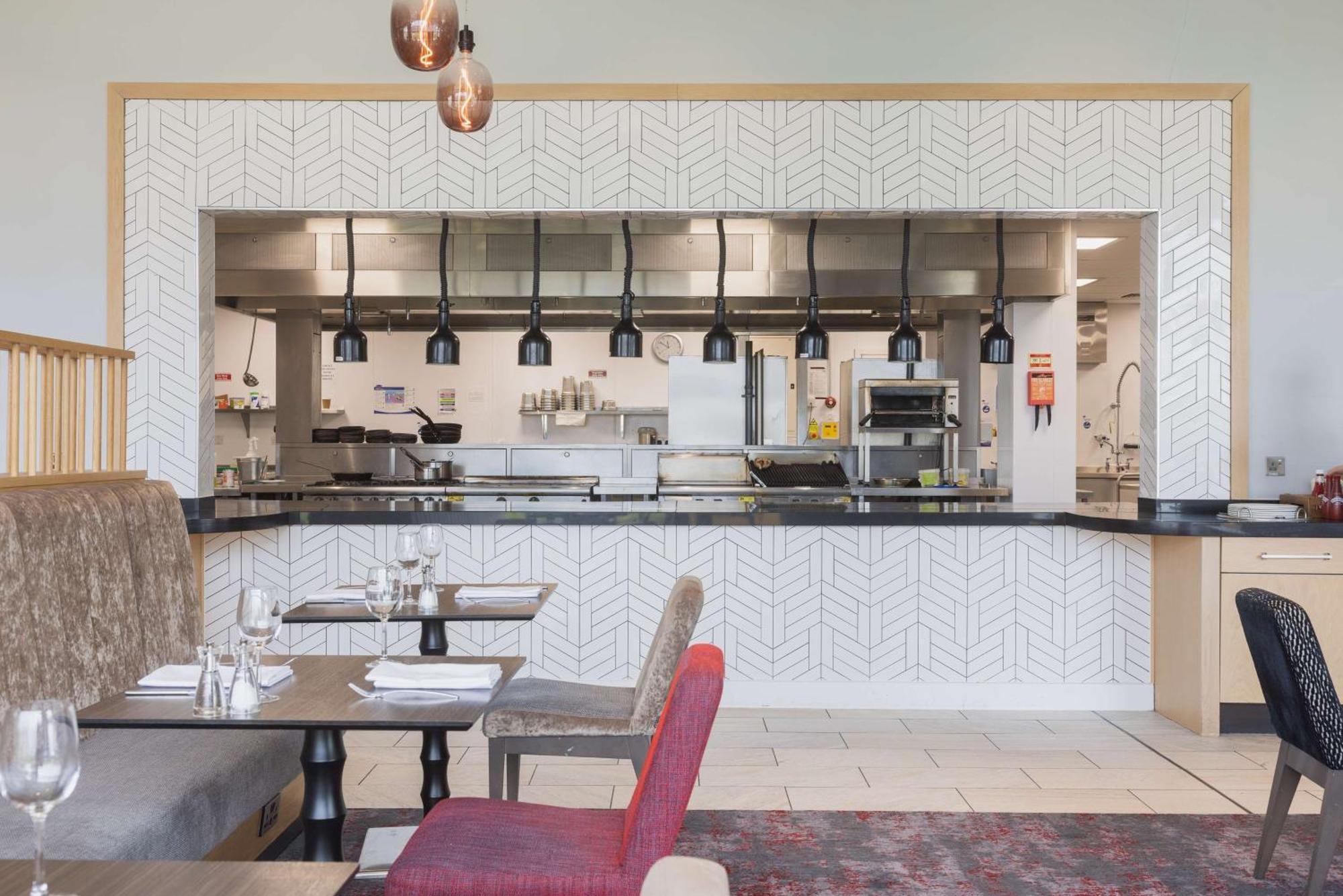 Hilton Garden Inn Birmingham Airport Uk Бекенхил Екстериор снимка
