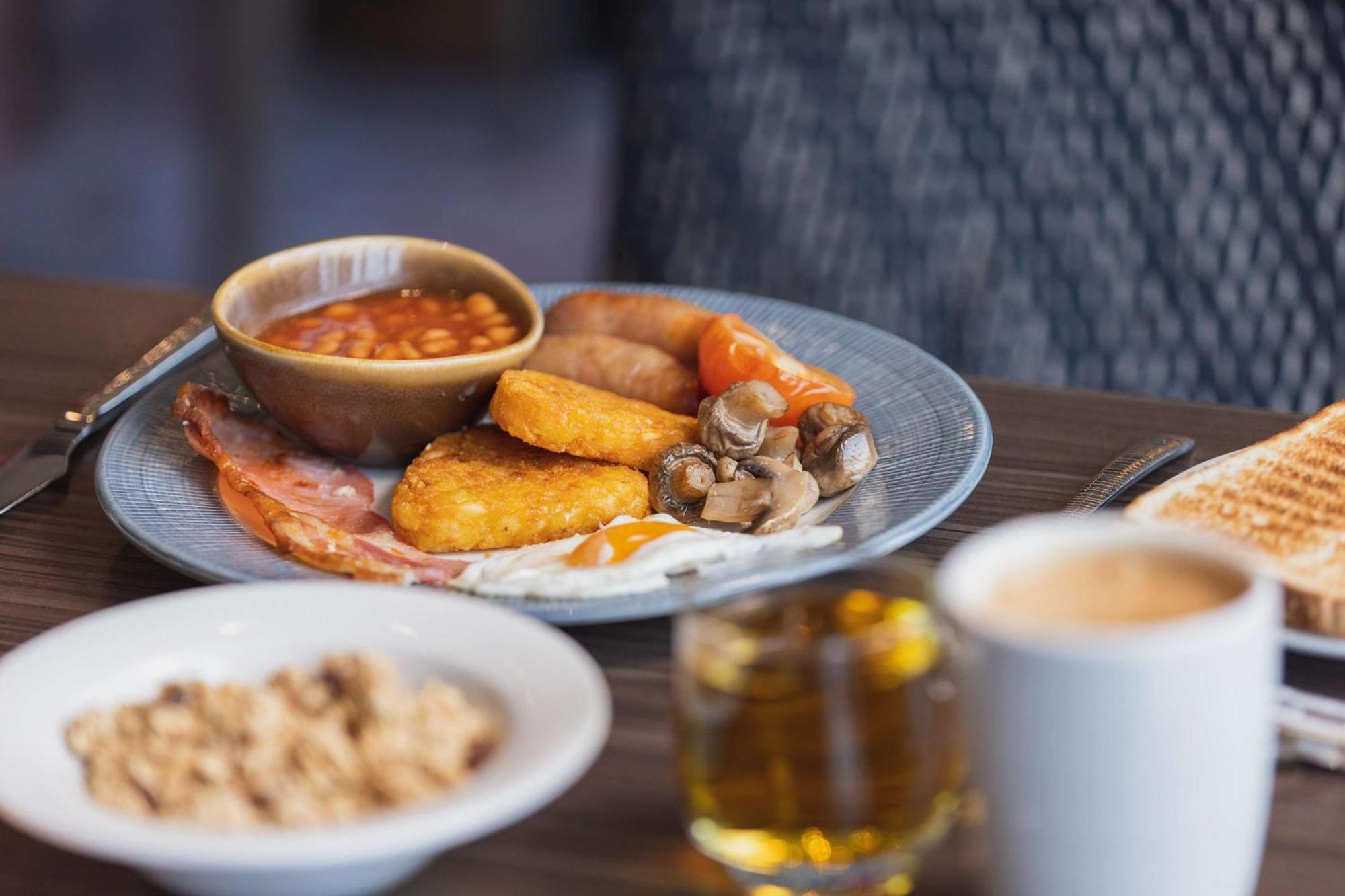 Hilton Garden Inn Birmingham Airport Uk Бекенхил Екстериор снимка